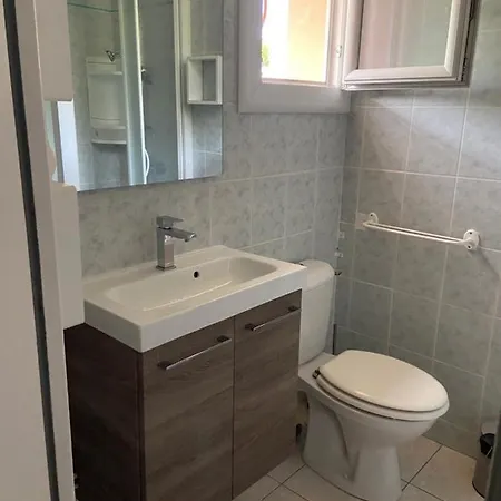 Cotepiscine Apartment *
