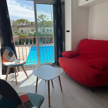 Cotépiscine Appartement Le Lavandou